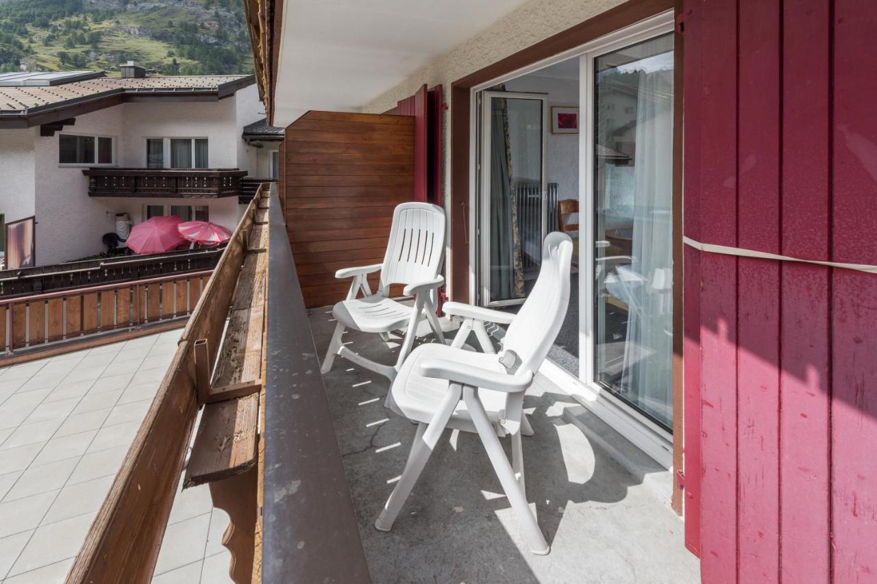 Hotel Rhodania Zermatt Exterior photo